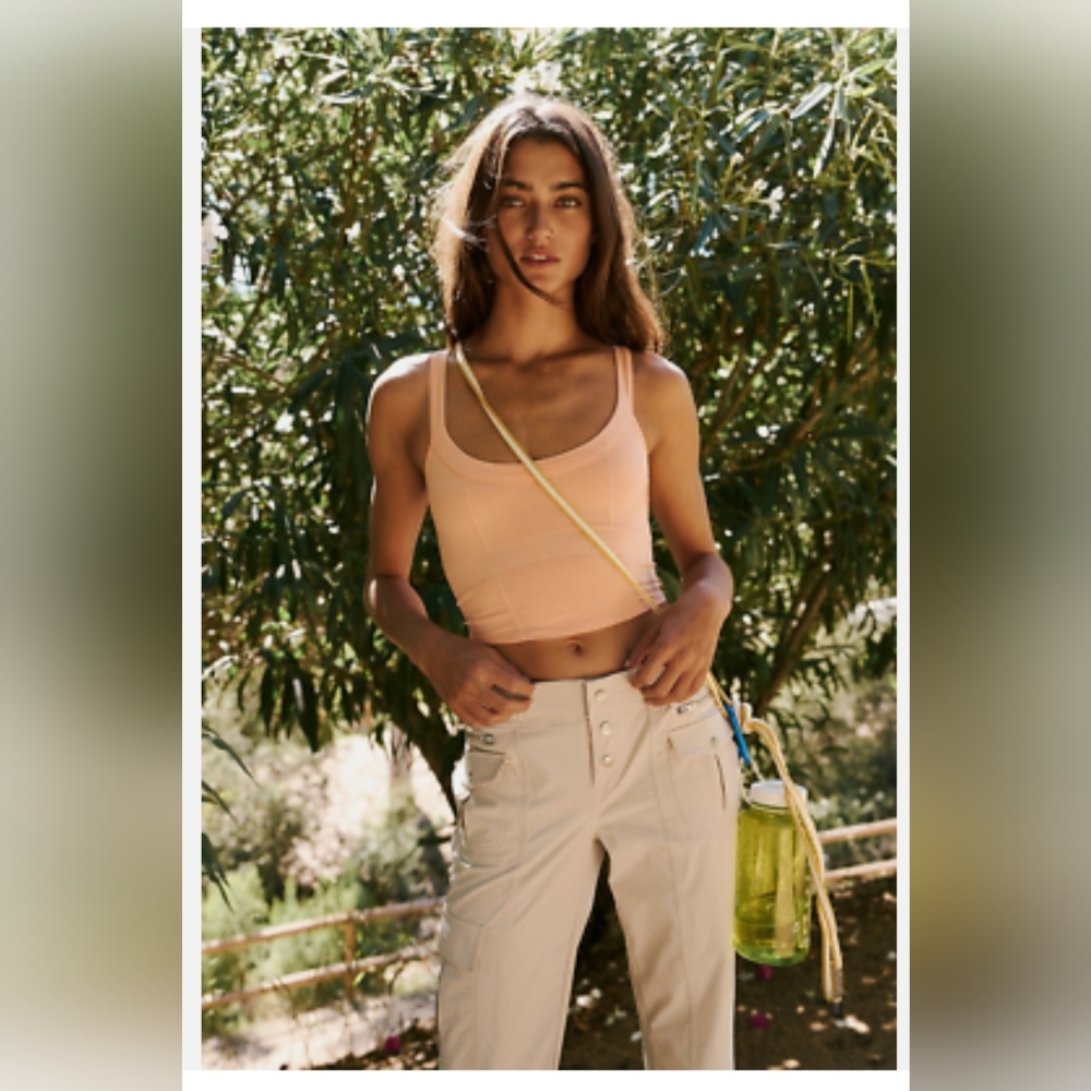 FP Movement Stellar Scoop Neck Crop Top Winter Melon Sz M/L - Picture 2 of 6